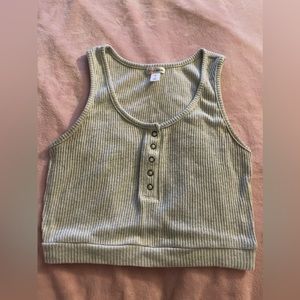 grey cropped tank top